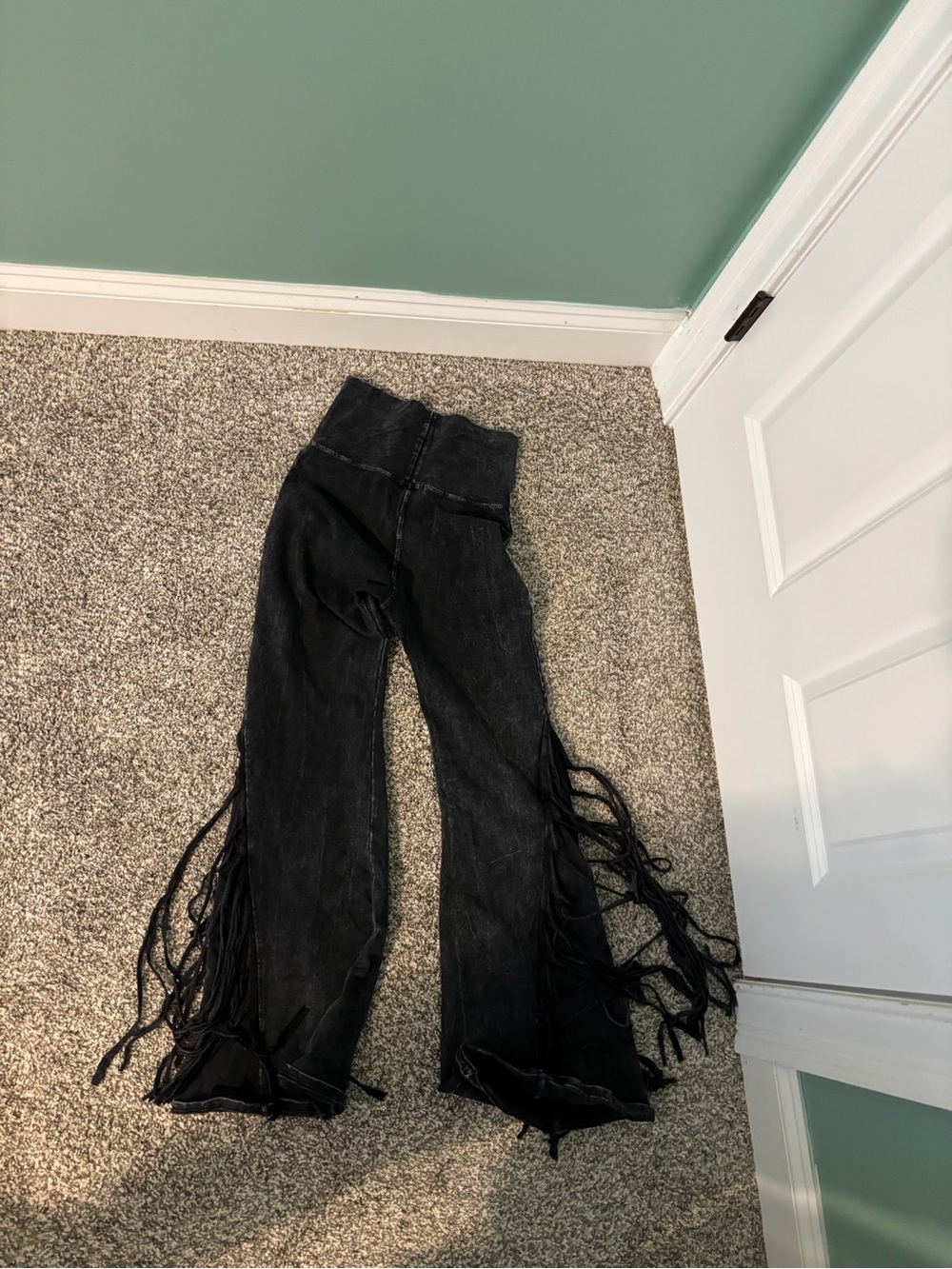 T-Party Black Mineral Wash Fringe Flare Yoga Pants Y2K Small